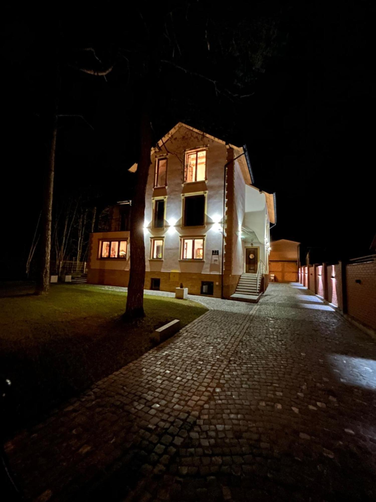 Lesna Residence & Spa ปิช ภายนอก รูปภาพ